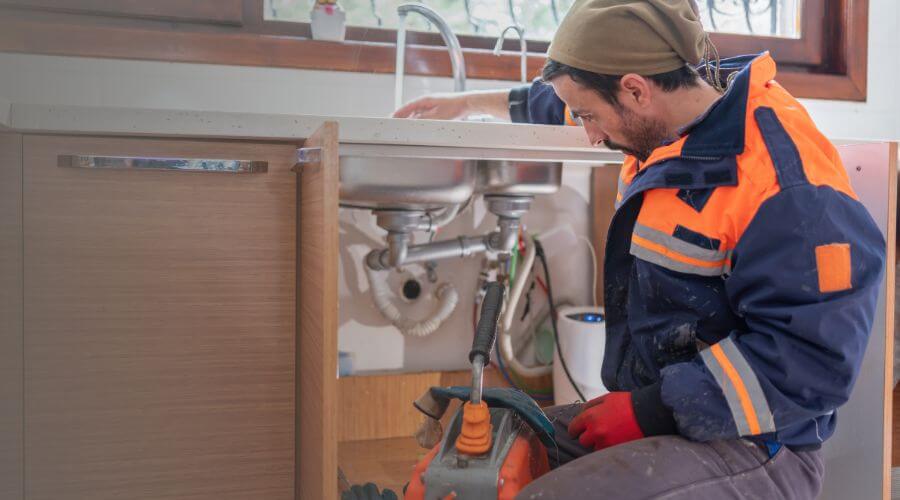 Professional expert plumbing services in Racine, OH